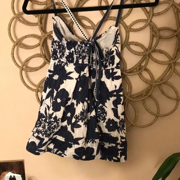 Abercrombie and Fitch blouse - Picture 3 of 4